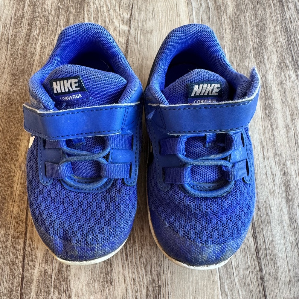 Toddler Nike Converge Elastic Blue Sneaker size 5c